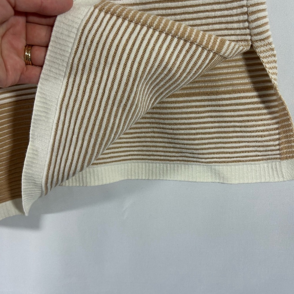 NWT Feeling Famous By Tribal Jeans Sweater Sleeveless Size Large Tan and White - Picture 13 of 13